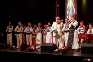 România ne uneşte România ne uneşte